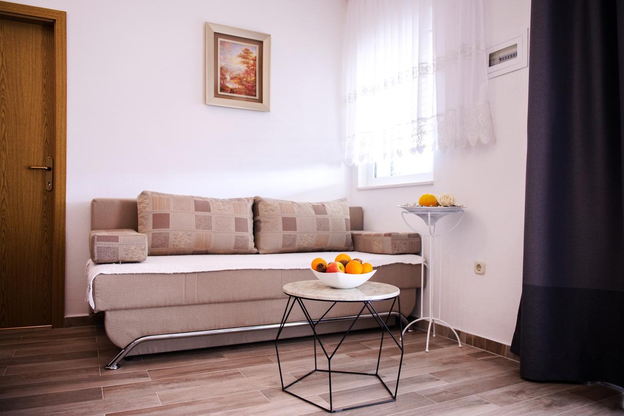 Apartments Mila Marina Kültér fotó